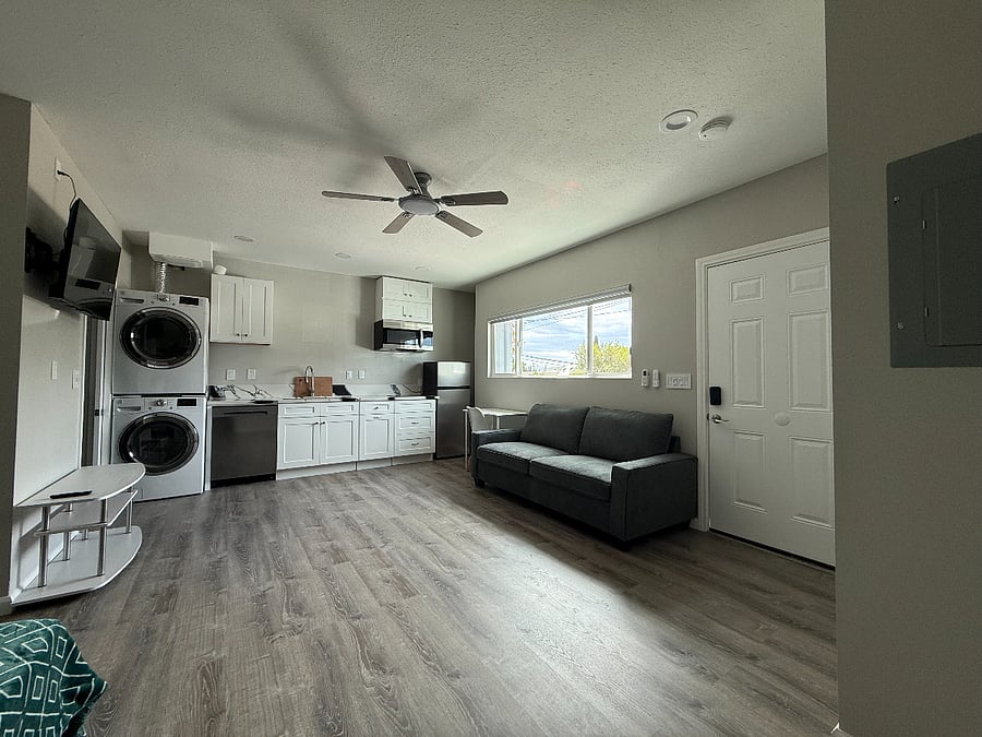 Furnished Finder property 1014341_1 photo 3