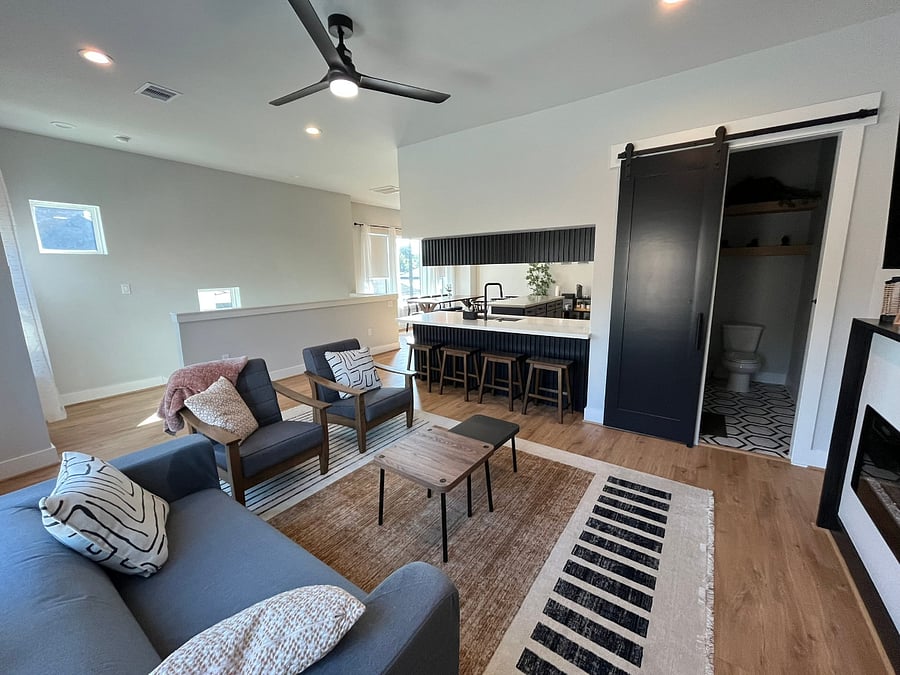 2nd Floor, Open Concept, Living Space w/ Half Bath