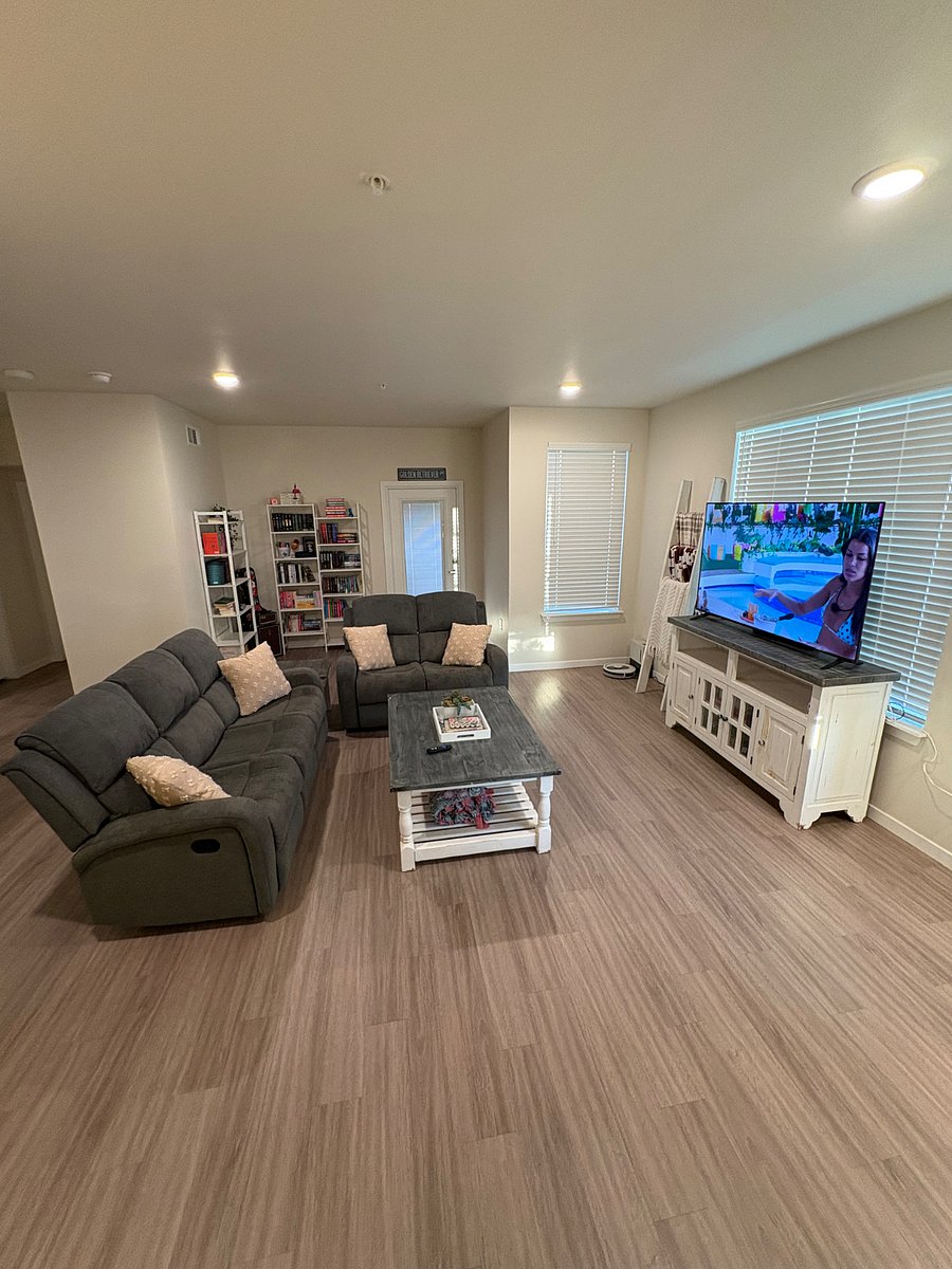 Furnished Finder property 1014398_1 photo 9