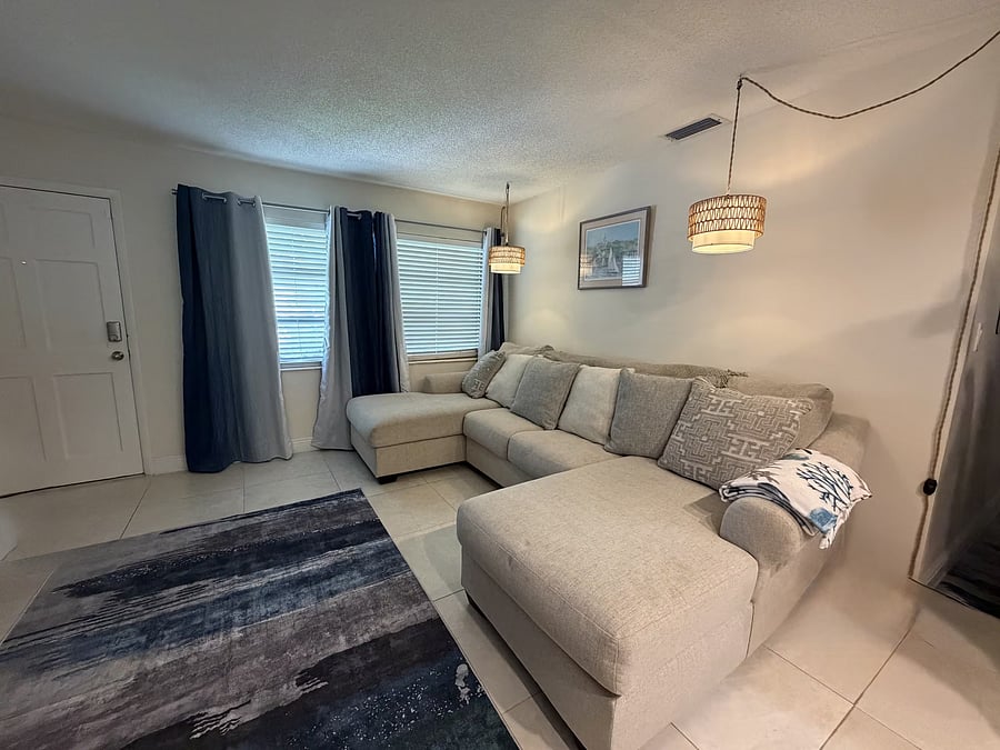Furnished Finder property 1014425_1 photo 14