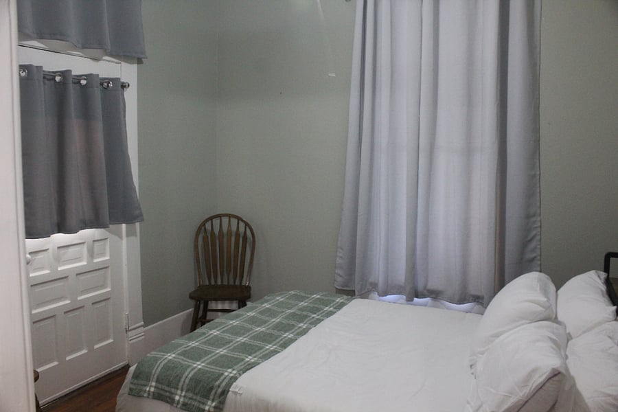 Full size bedroom