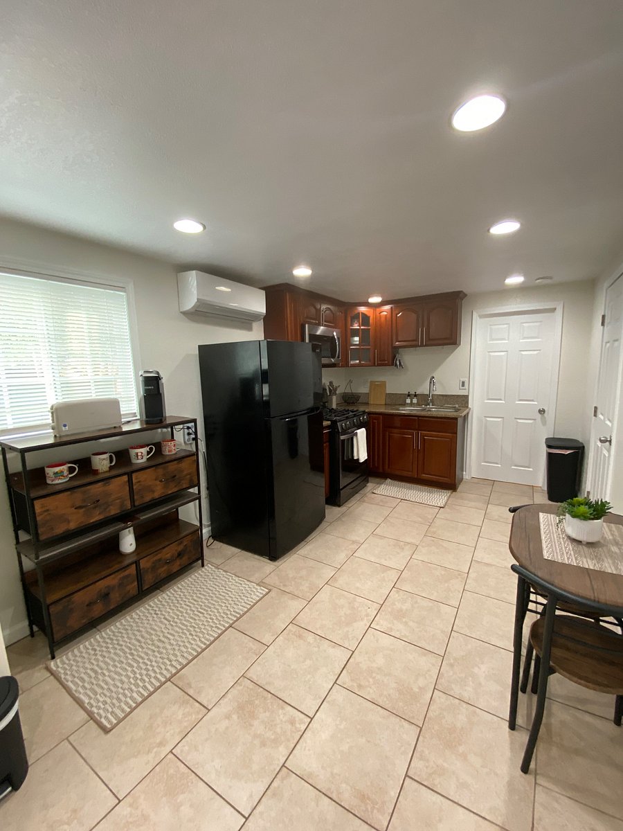 Furnished Finder property 1014570_1 photo 3