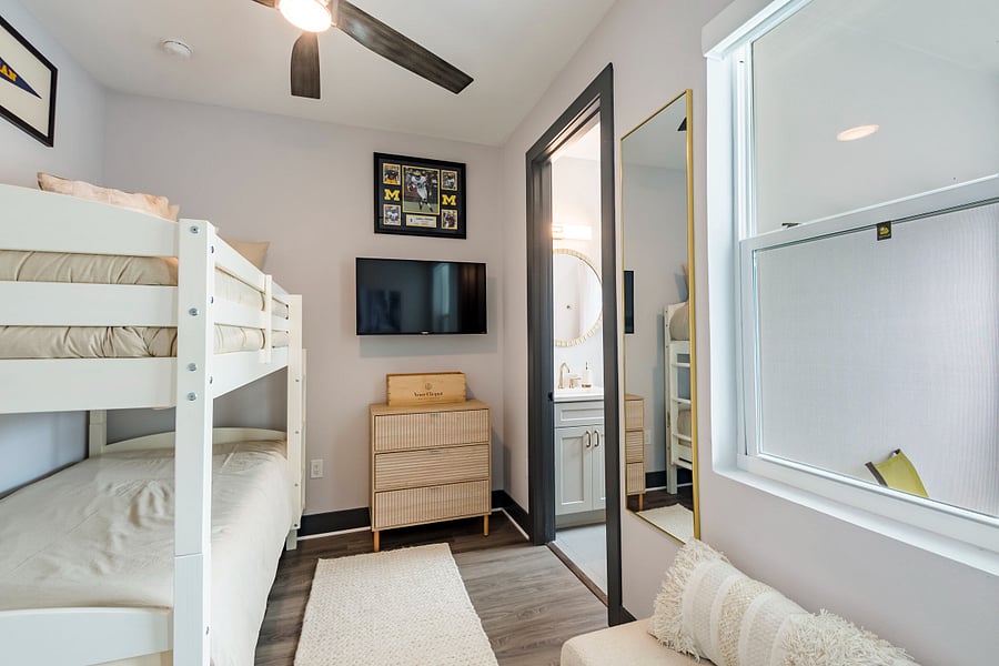 Furnished Finder property 1014601_1 photo 15