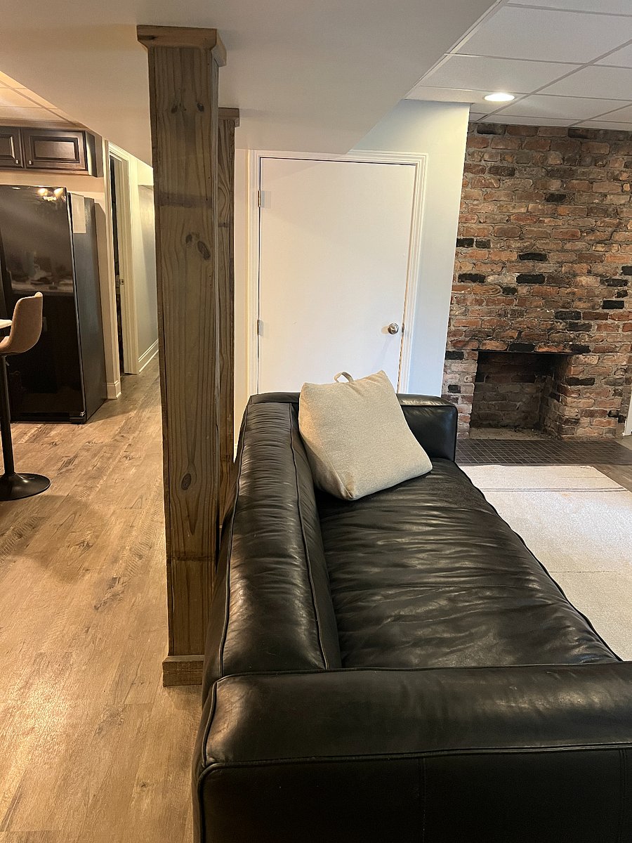 extra deep sofa, great for sleeping too!Fu