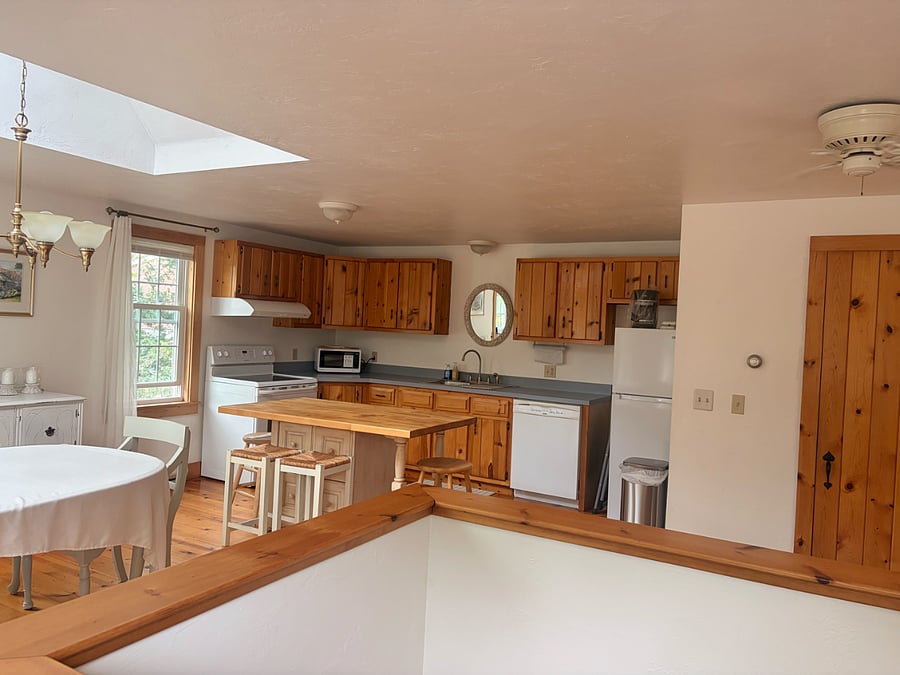 Furnished Finder property 1014687_1 photo 3