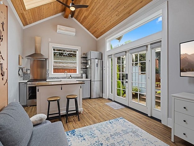 Furnished Finder property 1014691_1 photo 3