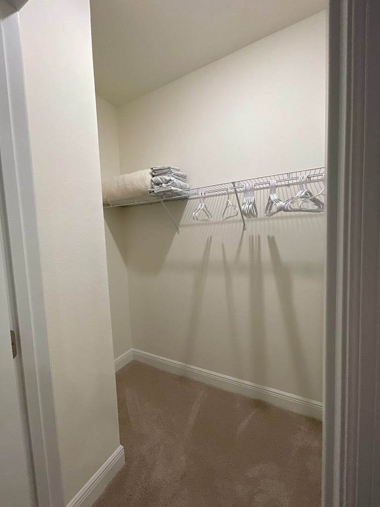 Furnished Finder property 1014759_1 photo 25