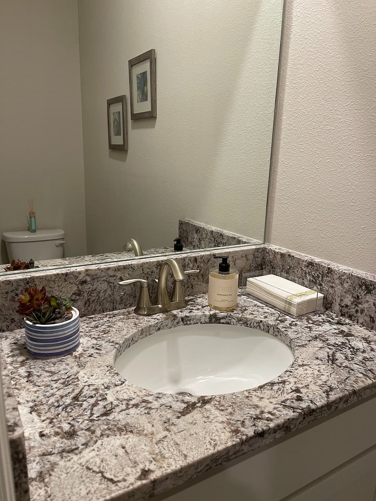 Furnished Finder property 1014759_1 photo 37
