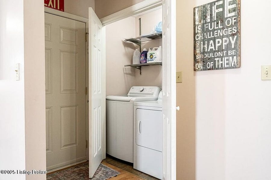washer & dryer, first floor