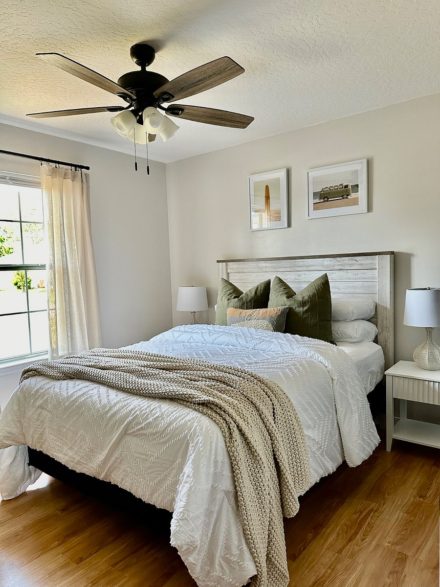 Queen Bed