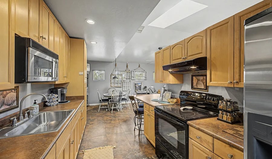 Furnished Finder property 1014881_1 photo 2