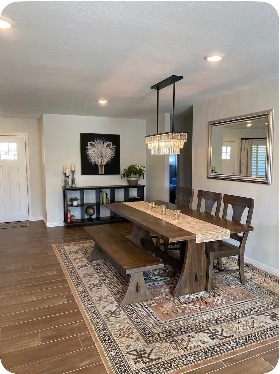 Open dining area adjacent to kitchen