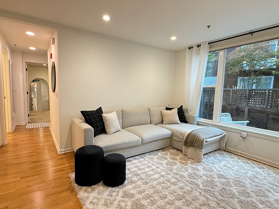 Queen size sofa pull-out