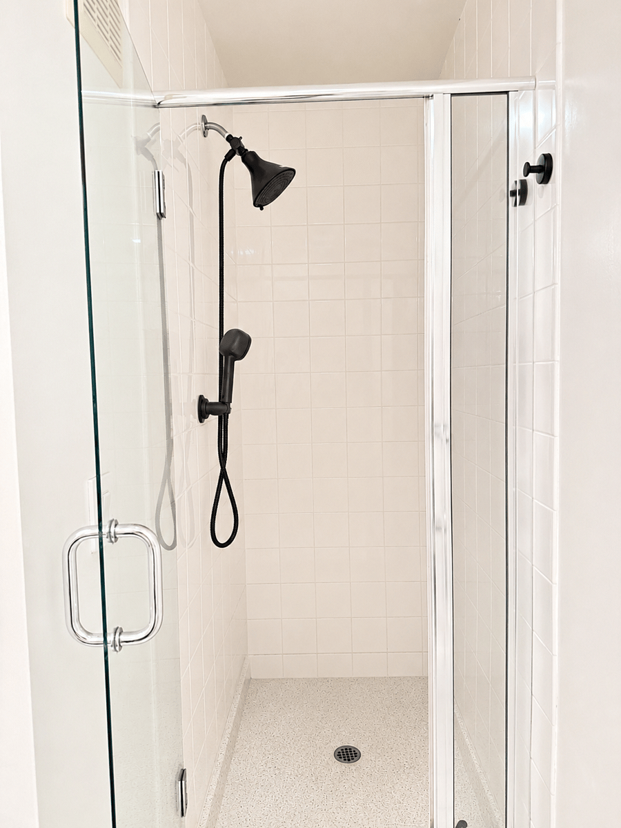 Primary shower