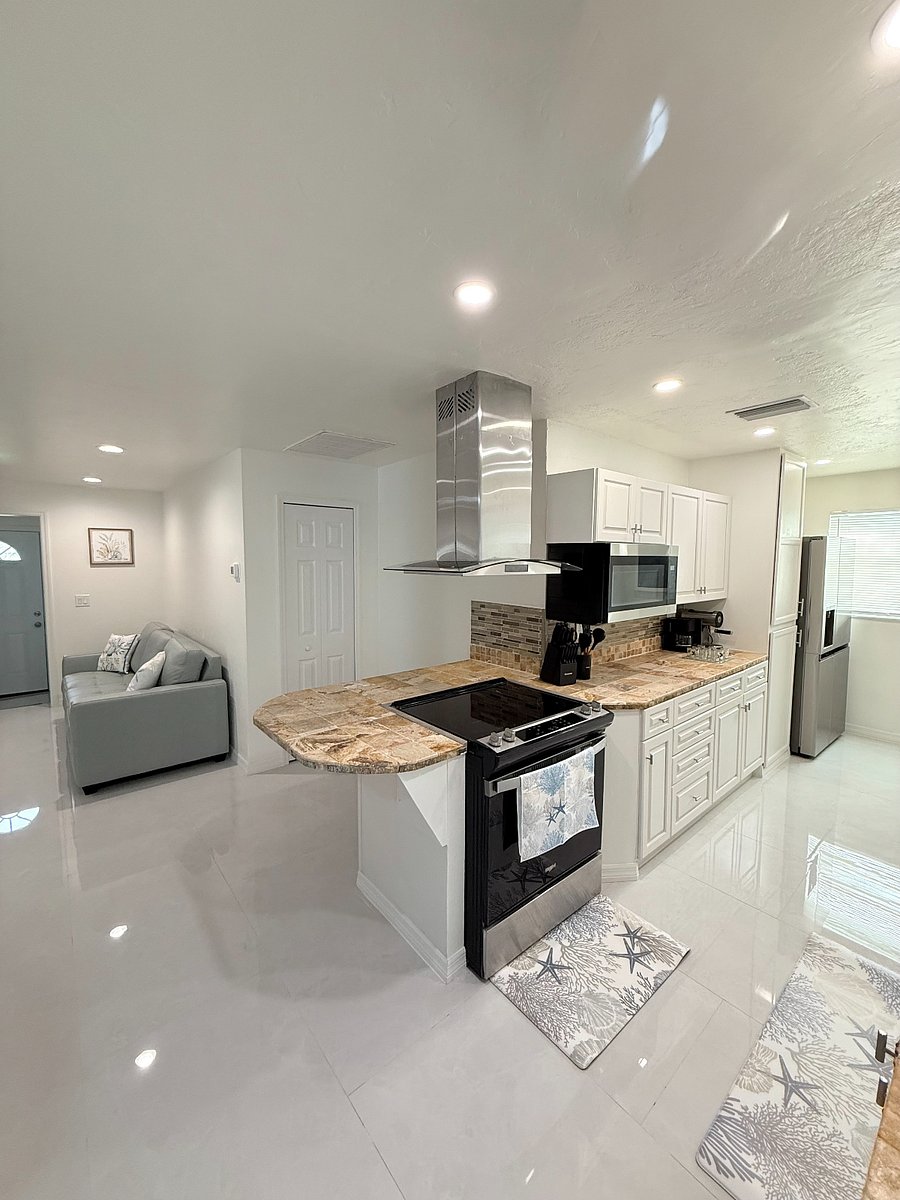 Furnished Finder property 1015007_1 photo 12