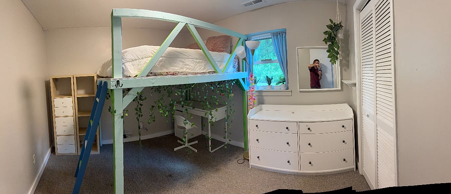 Downstairs bedroom with queen loft bed