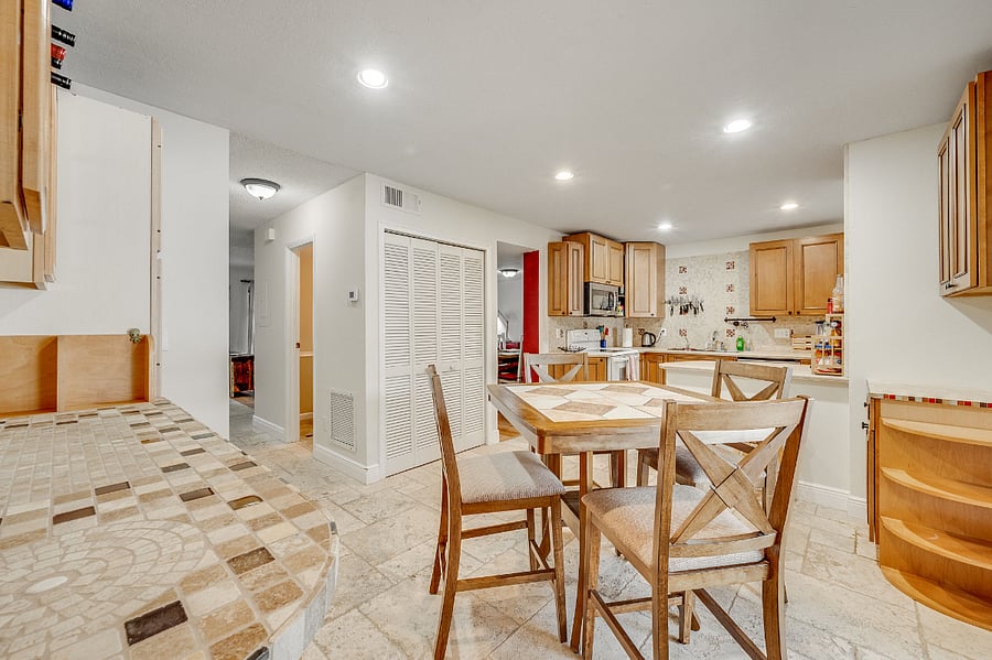 Furnished Finder property 1015057_1 photo 9
