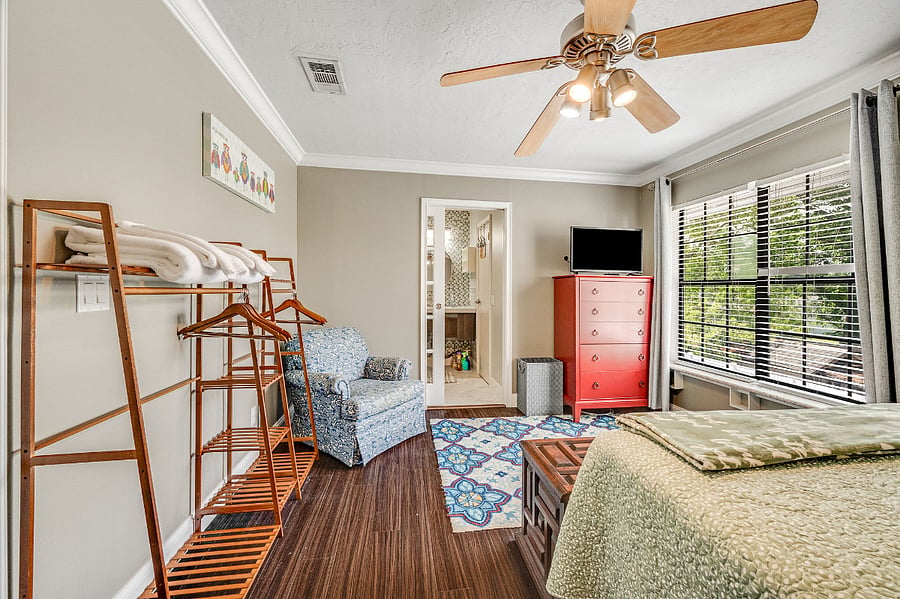 Furnished Finder property 1015057_1 photo 12