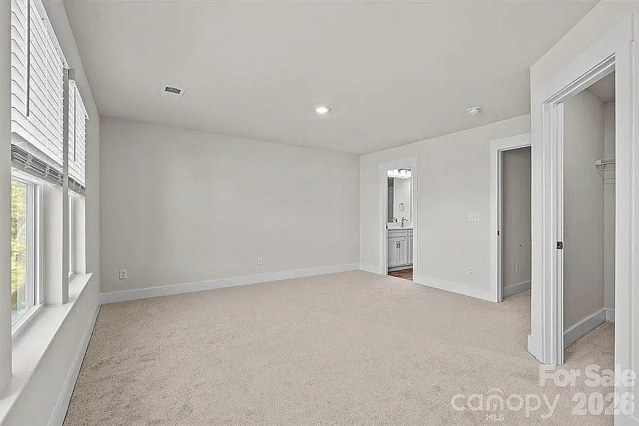 Furnished Finder property 1015095_1 photo 13