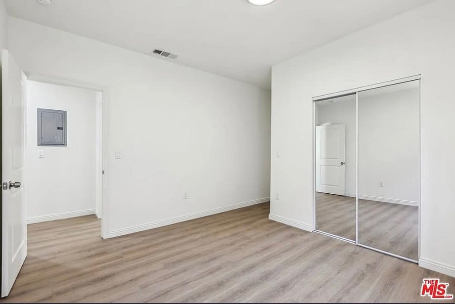 Furnished Finder property 1015099_1 photo 8