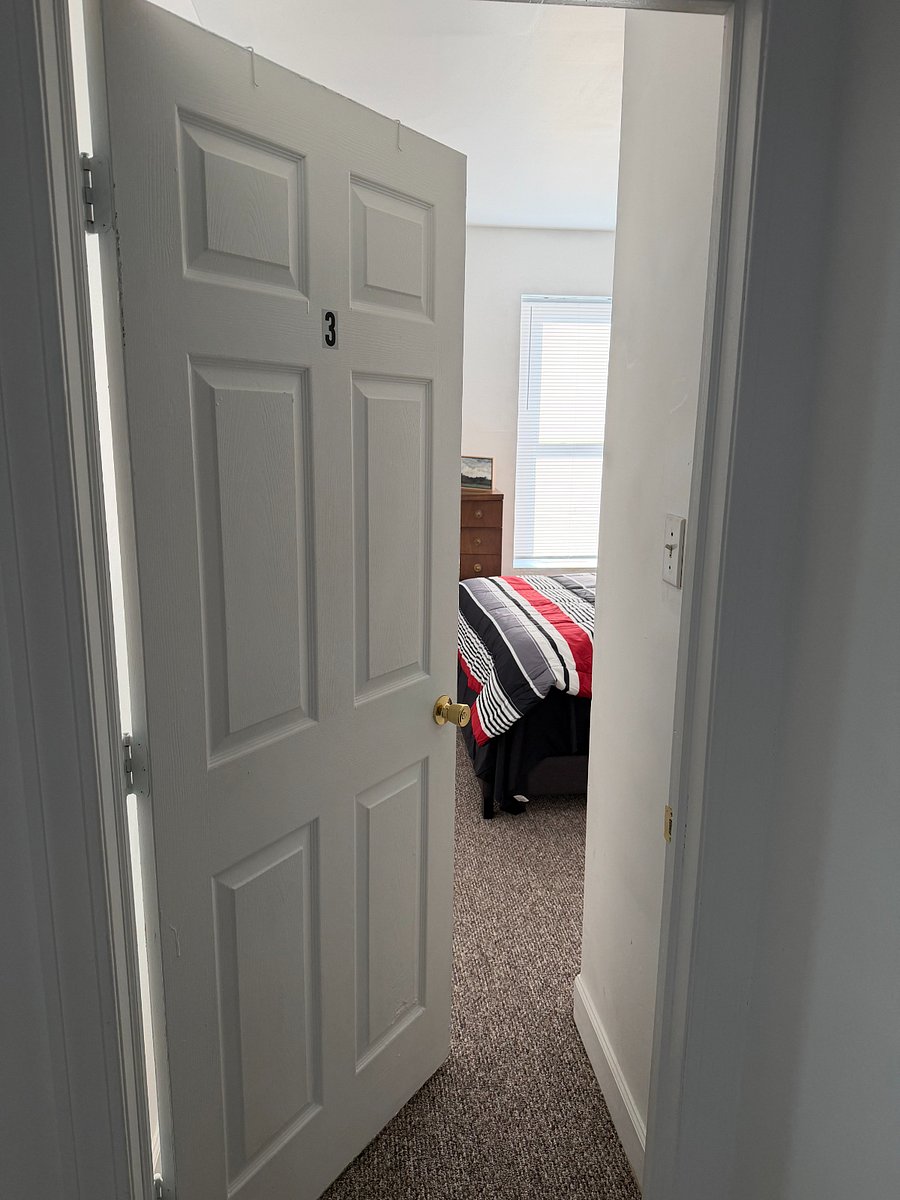 Furnished Finder property 1015102_3 photo 14