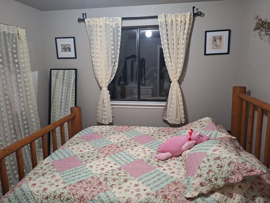 3rd bedroom queen