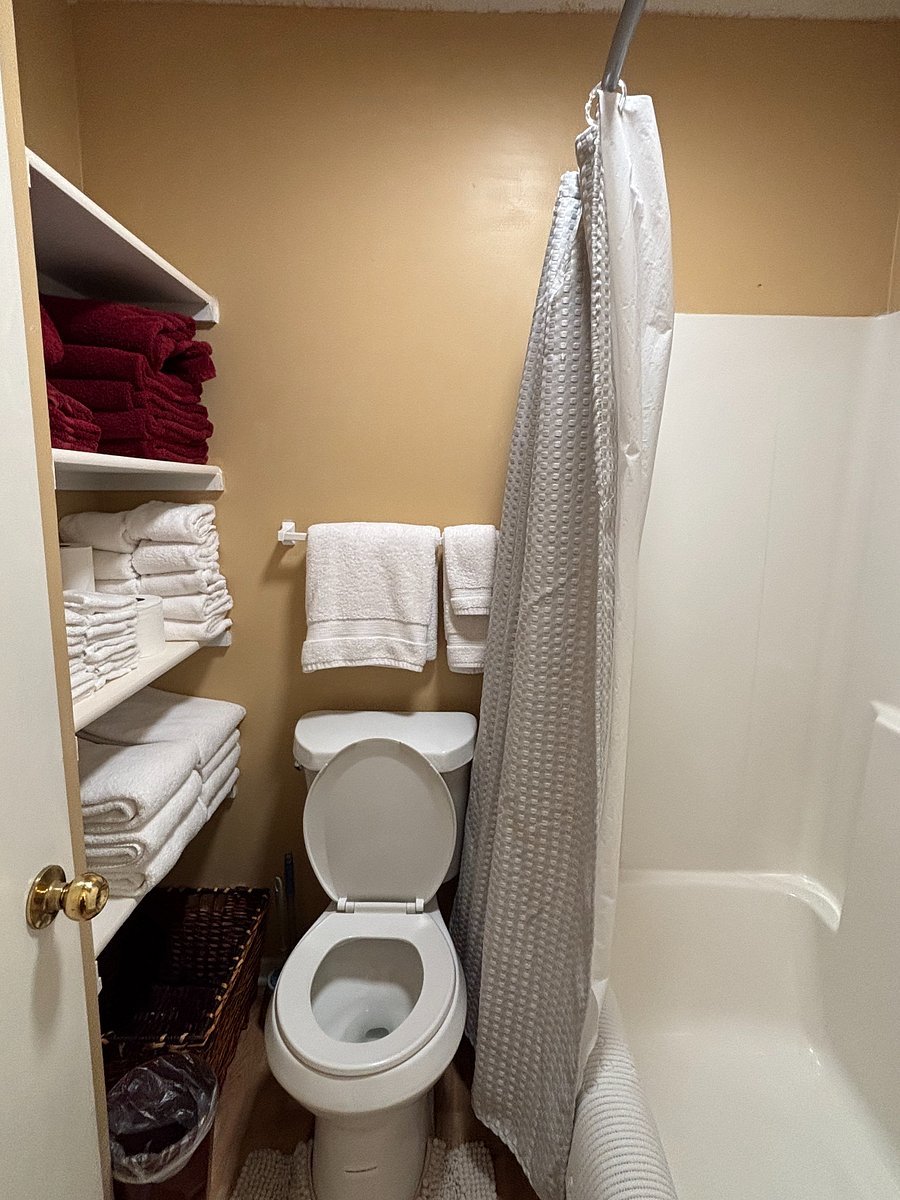 Furnished Finder property 1015109_1 photo 14