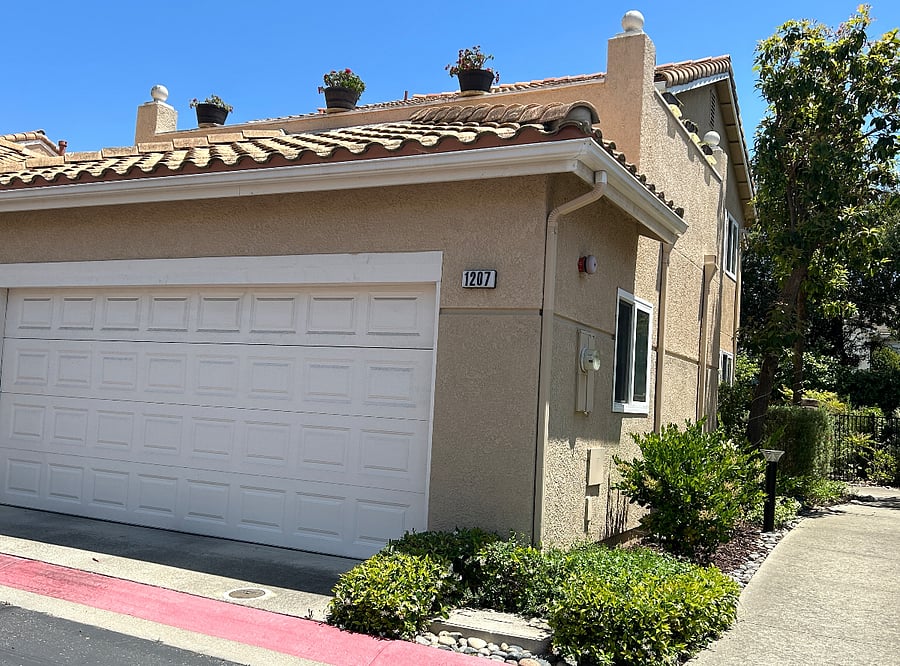 2 Car Garage