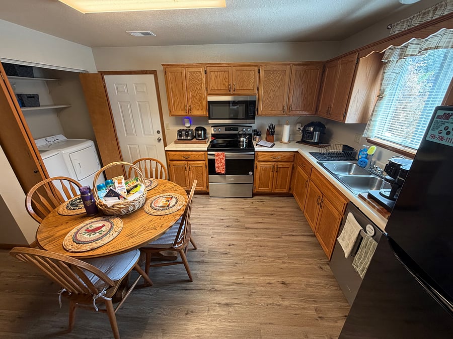 Furnished Finder property 1015124_1 photo 4