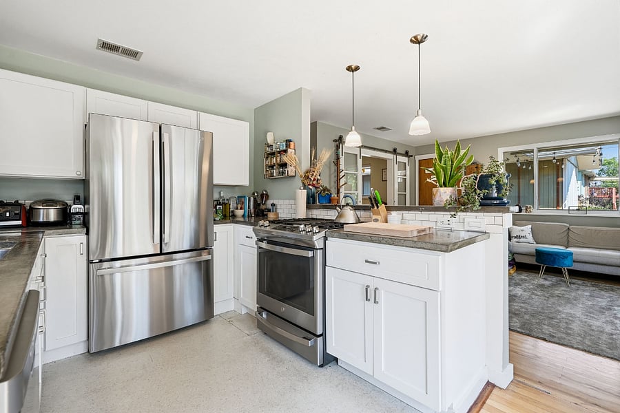 Furnished Finder property 1015135_1 photo 12