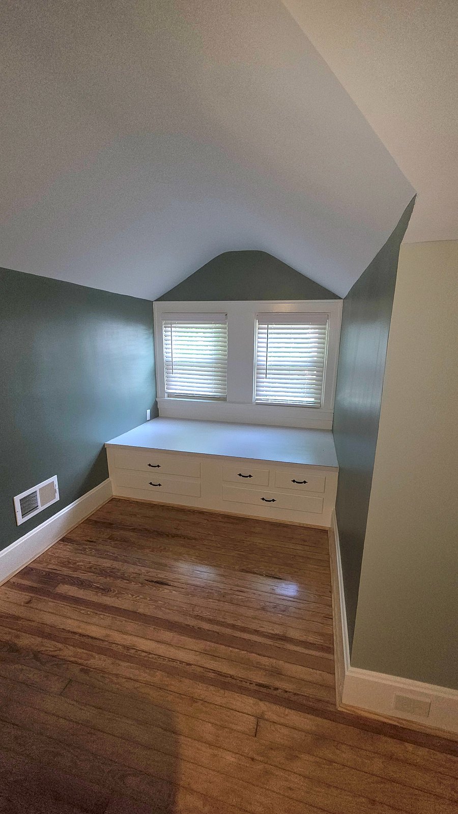 Window seat