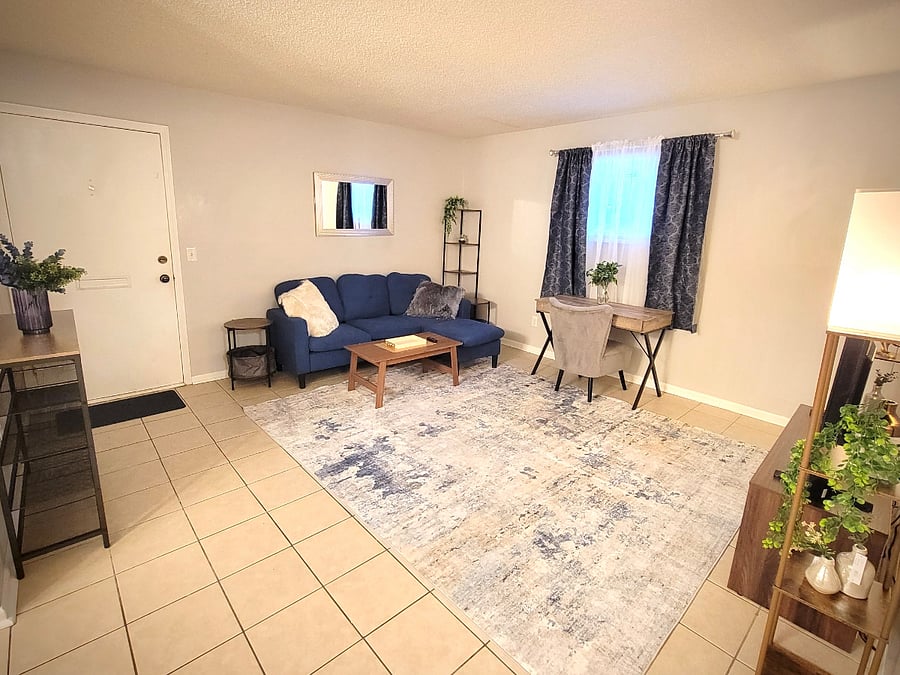 Inspired by deep ocean sunsets this space has been beautifully decorated in beautiful blue, grey, and gold.