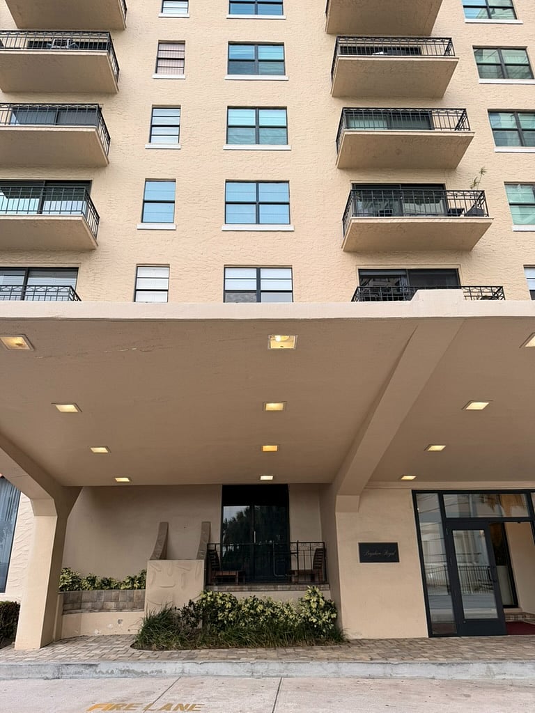 Furnished Finder property 1015268_1 photo 32