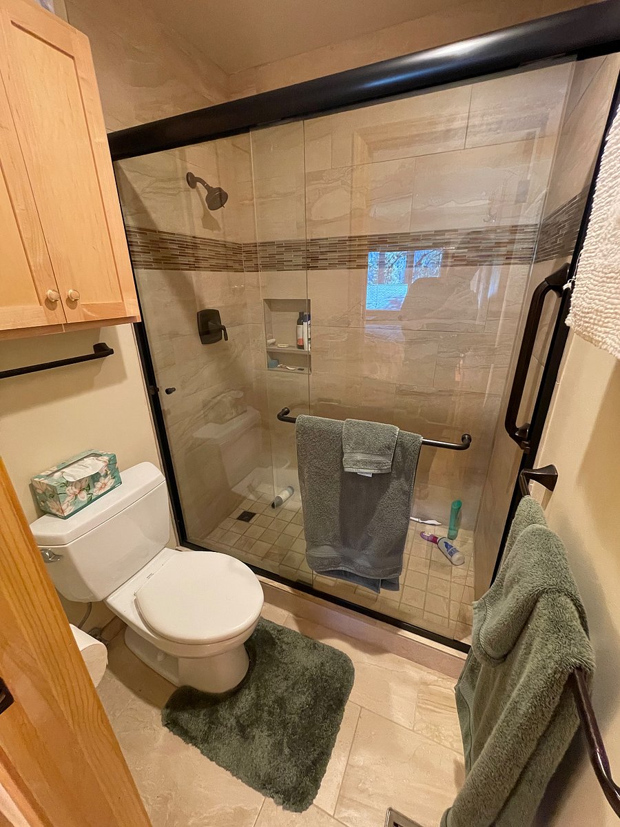 Master shower