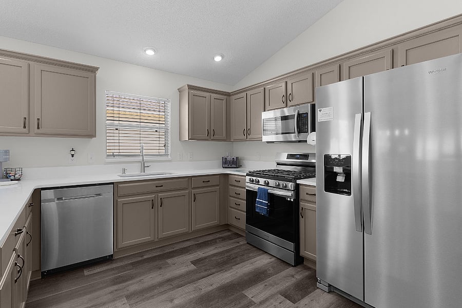 gourmet kitchen