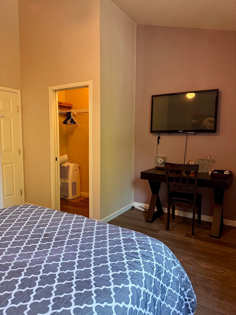Furnished Finder property 1015360_1 photo 3