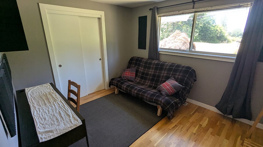 Office with Futon