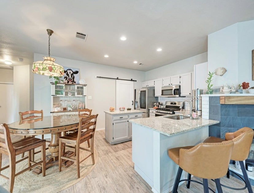 Furnished Finder property 1015473_1 photo 8