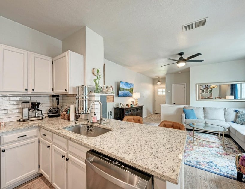 Furnished Finder property 1015473_1 photo 12