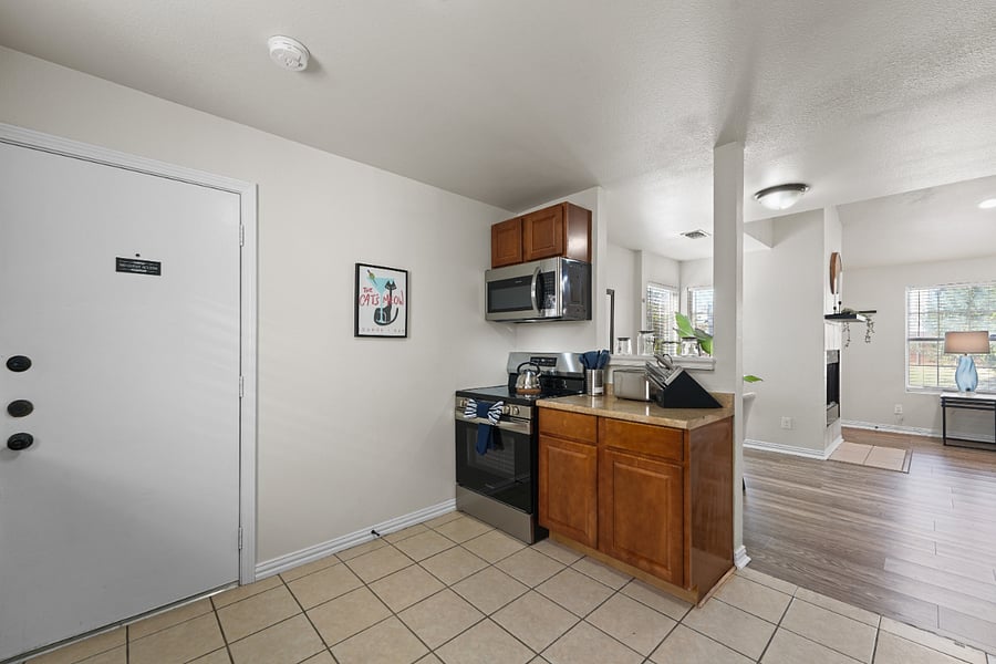 Furnished Finder property 1015497_1 photo 6