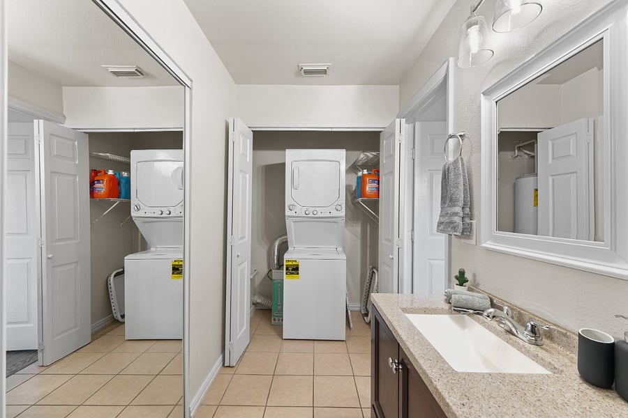Furnished Finder property 1015497_1 photo 11