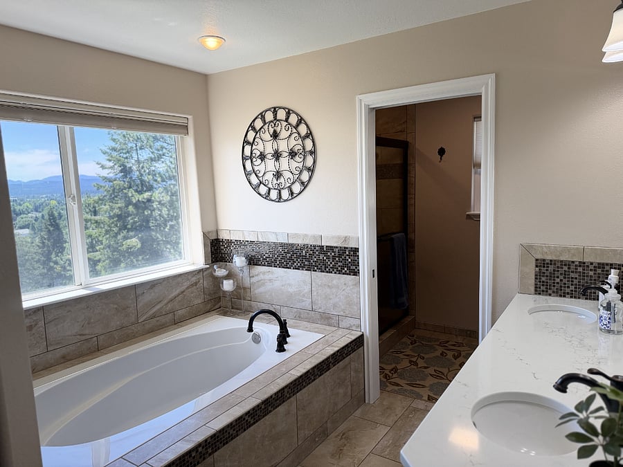 Bathroom 2 - Soak tub.