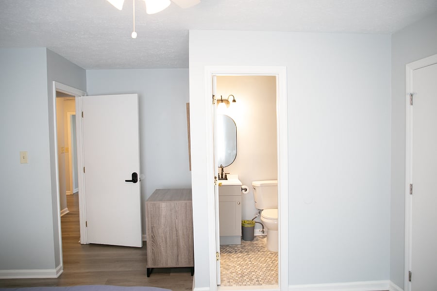 Entry to Master Bedroom
