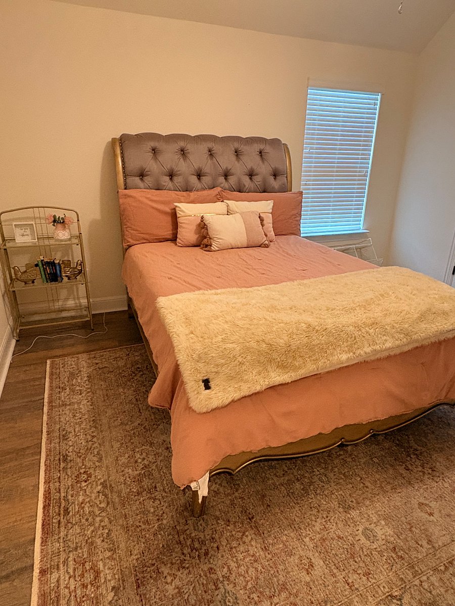 Bedroom #1