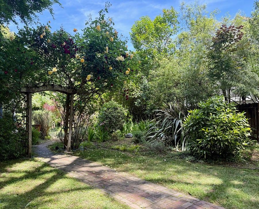 Furnished Finder property 1015554_1 photo 14