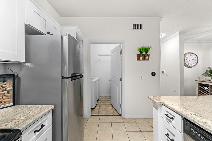 Furnished Finder property 1015581_1 photo 10