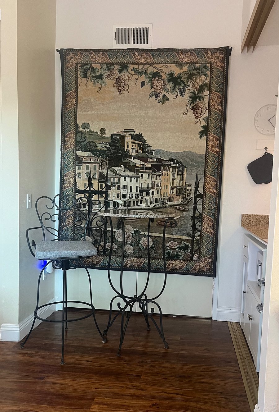 Furnished Finder property 1015620_1 photo 3