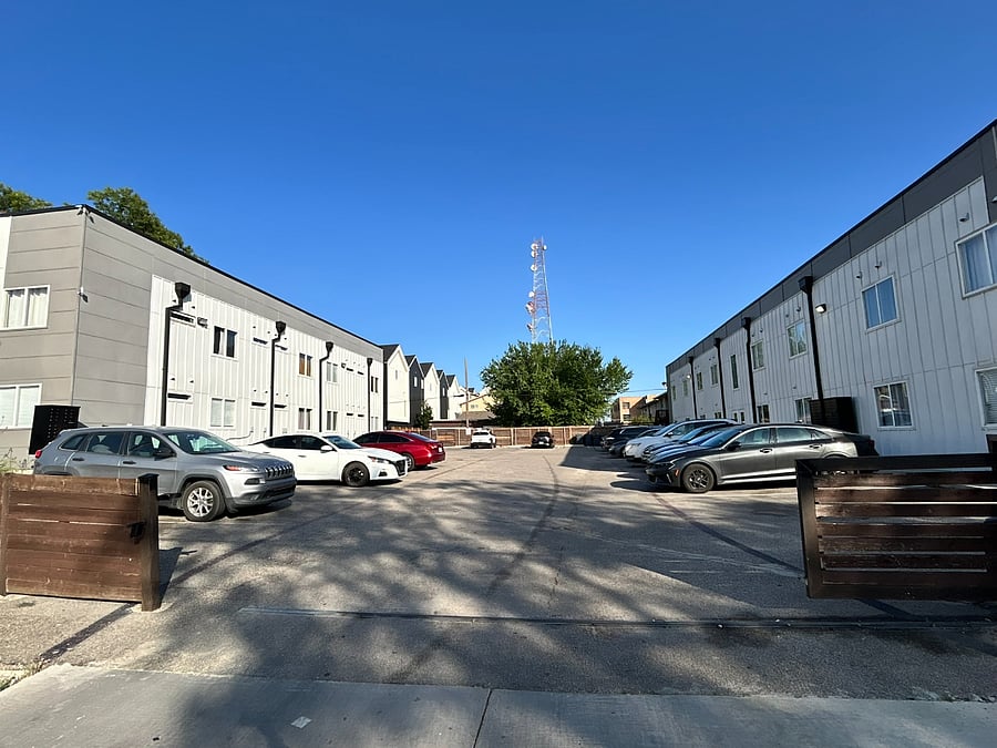 Furnished Finder property 1015621_1 photo 36