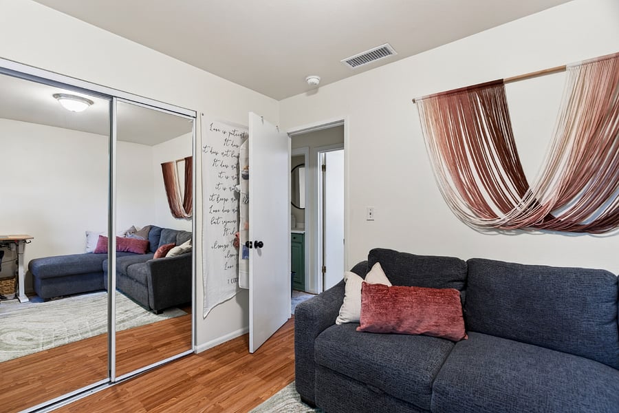Furnished Finder property 1015631_1 photo 16