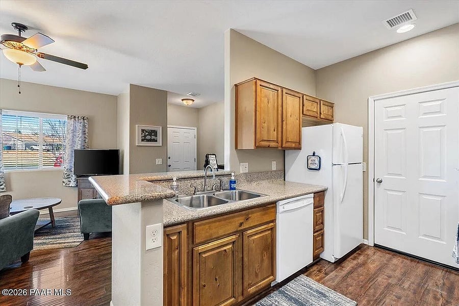 Furnished Finder property 1015636_1 photo 3